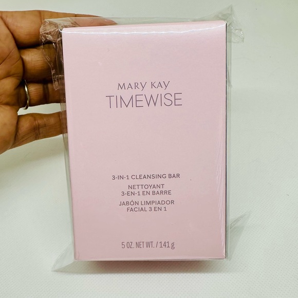 Mary Kay Timewise Facial Cleansing Beauty Bar - Picture 3 of 5